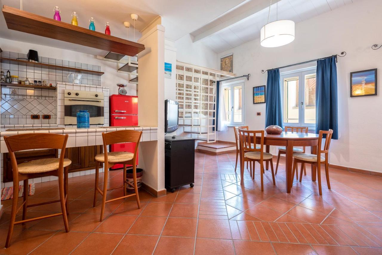 Ferret Apartment Альгеро Екстер'єр фото