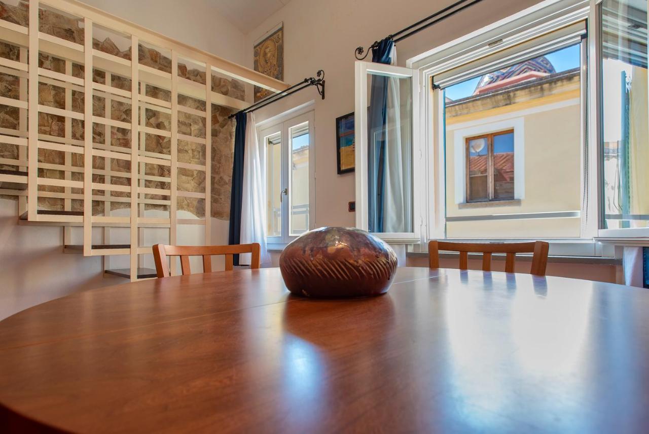 Ferret Apartment Альгеро Екстер'єр фото